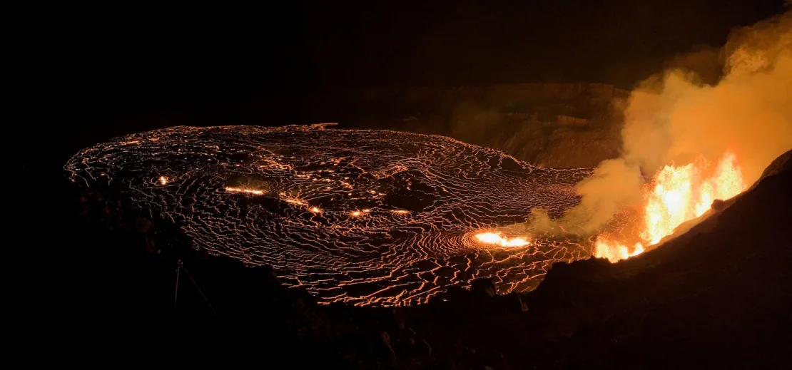 2024-12-24t015453z-1460945740-rc22vbacwgoj-rtrmadp-3-hawaii-volcano