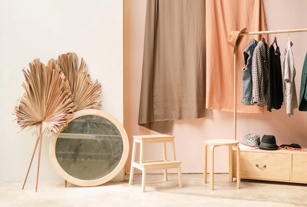 How To Create a Timeless Wardrobe on a Budget