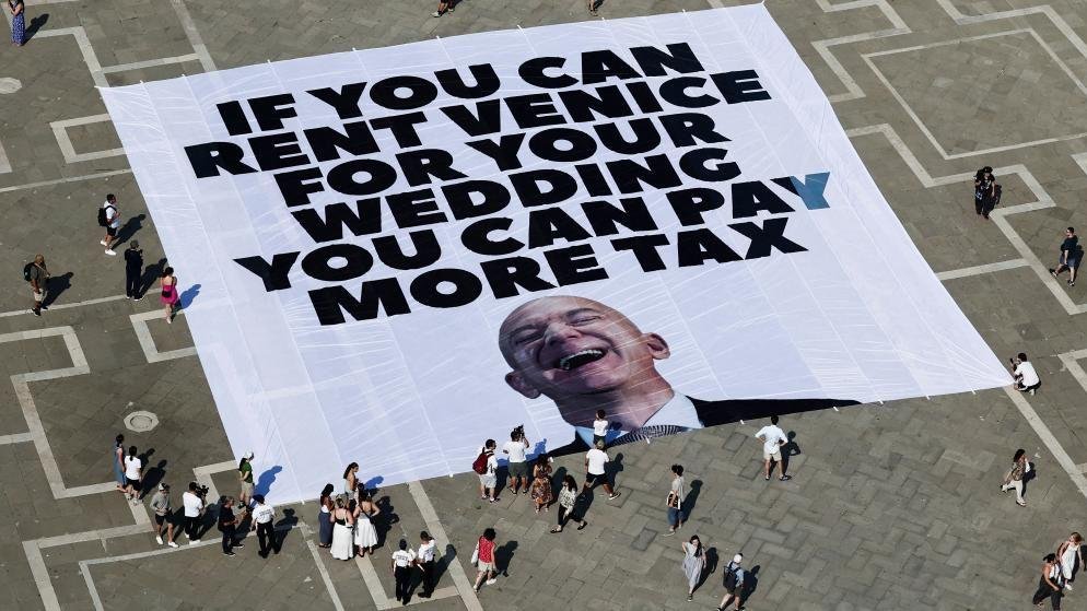Venice protesters claim victory in Bezos-Sanchez wedding venue change