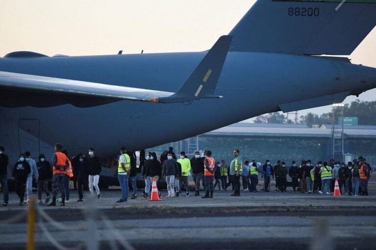 Trump administration quietly tries to find a solution for migrant workers amid industry concerns