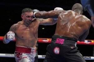 Usyk KOs Dubois to become undisputed world heavyweight champion for a second time