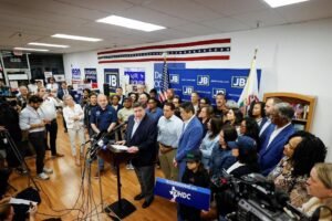 Texas Democrats leave the state to prevent vote on GOP-drawn congressional map