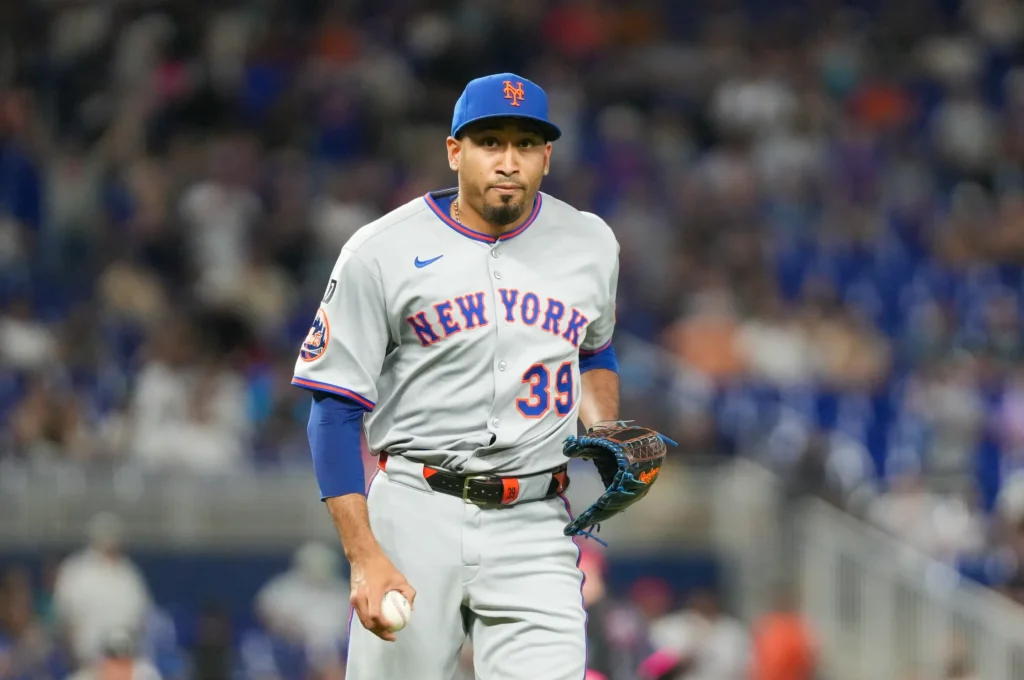 Mets Add Switch-Hitting Power with $40M Jorge Polanco Signing
