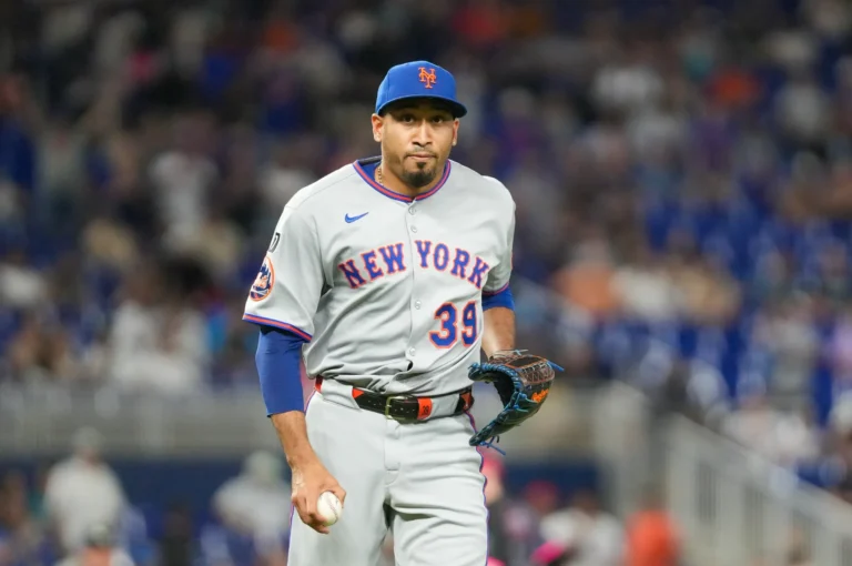 Mets Add Switch-Hitting Power with $40M Jorge Polanco Signing